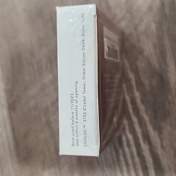 Host Pick Red Eyeshadow Palette Limited Edition - Picture 4 of 6